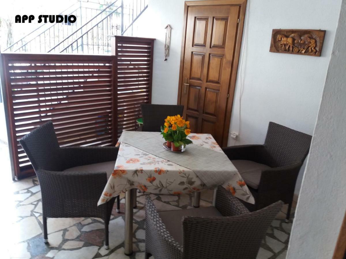 Apartments Nives Porec Bagian luar foto