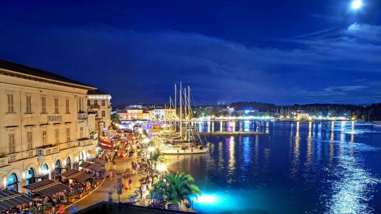 Apartments Nives Porec Bagian luar foto
